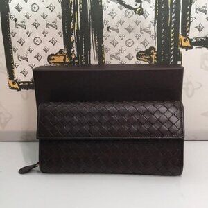 New Bottega Veneta Leather Wristlet Checkbook Wallet – Brown/Black